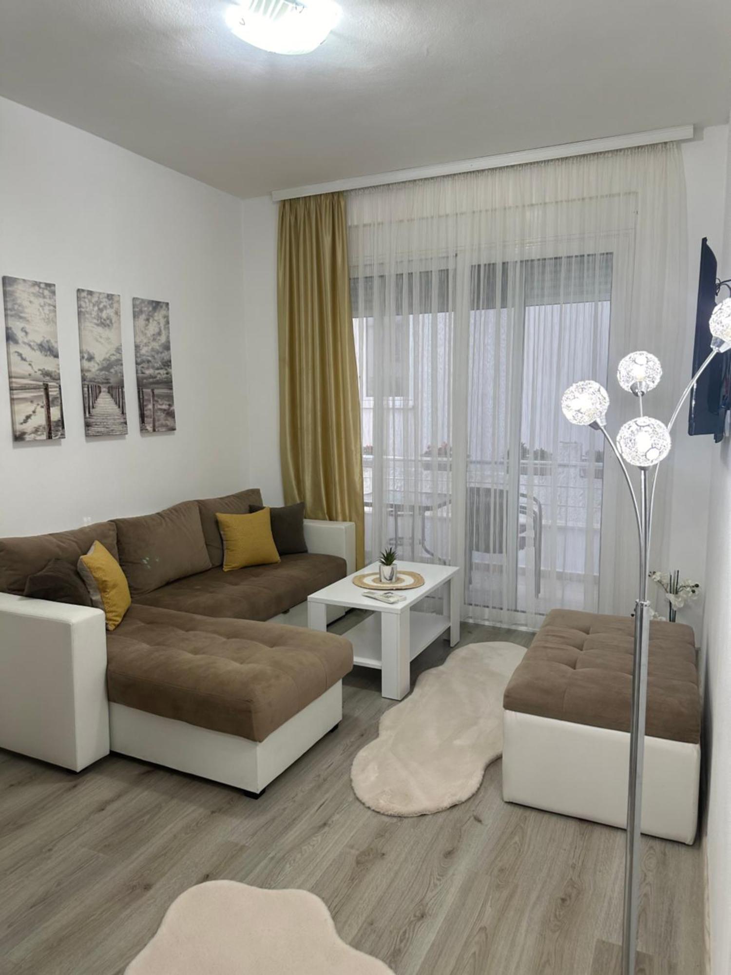 Apartments Amar Улцинь Экстерьер фото