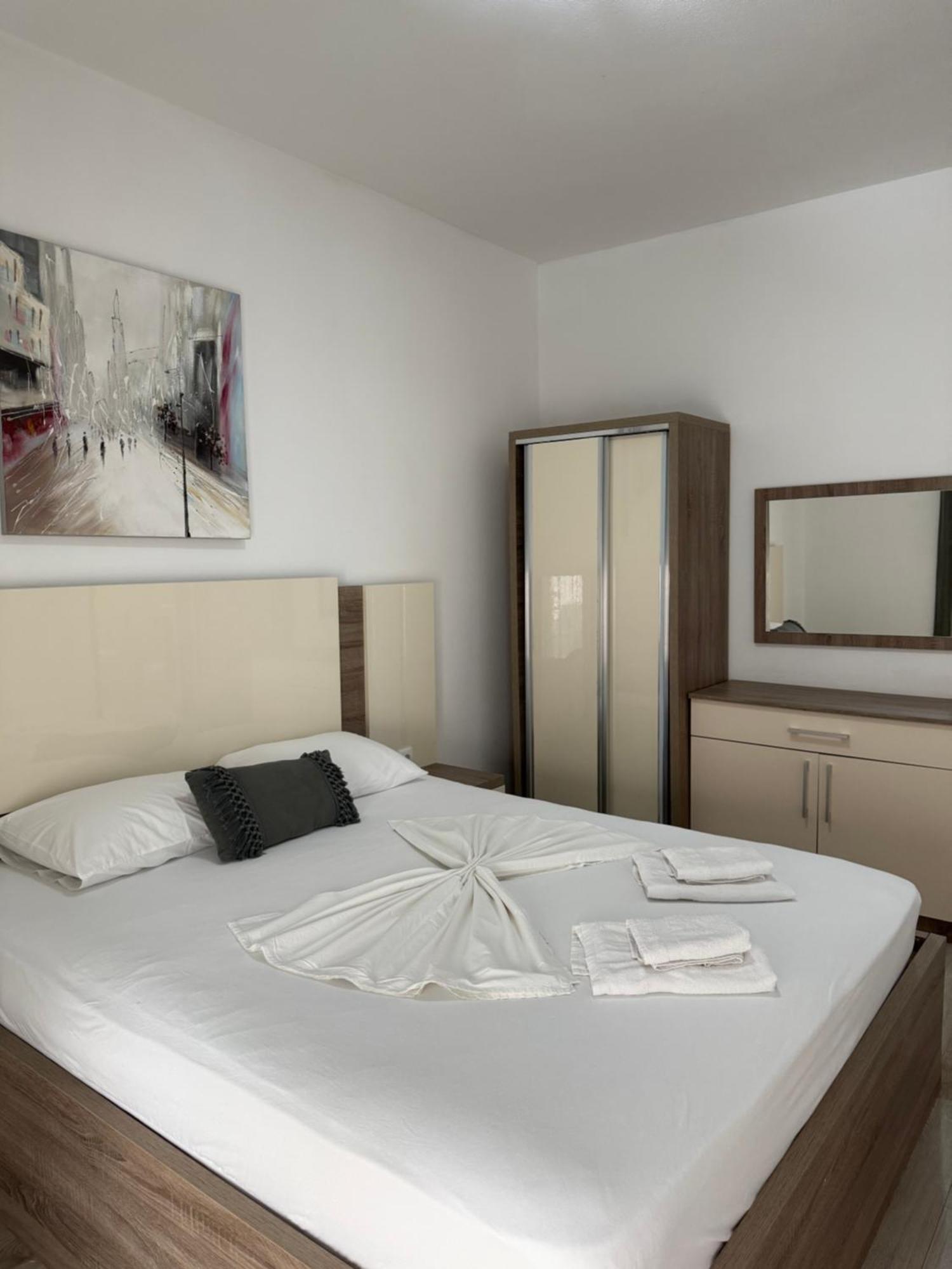 Apartments Amar Улцинь Экстерьер фото